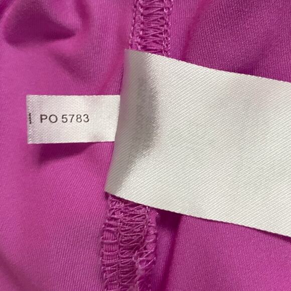 BELYN KEY White Iris Black Colorblock Sleeveless Golf Shirt - Iris M - Picture 10 of 10